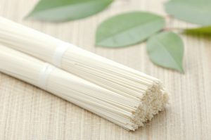夏！！そうめん、ざるそば、冷やしうどん…気になるカロリーや栄養面でのおすすめは？