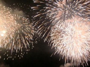 ハウステンボス九州一花火大会は無料ゾーンなし?!渋滞混雑や観覧場所のおすすめは?