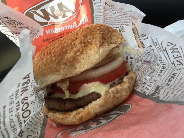 A＆Wのハンバーガー