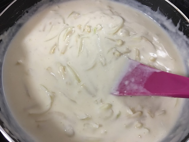 ホワイトソースを作る