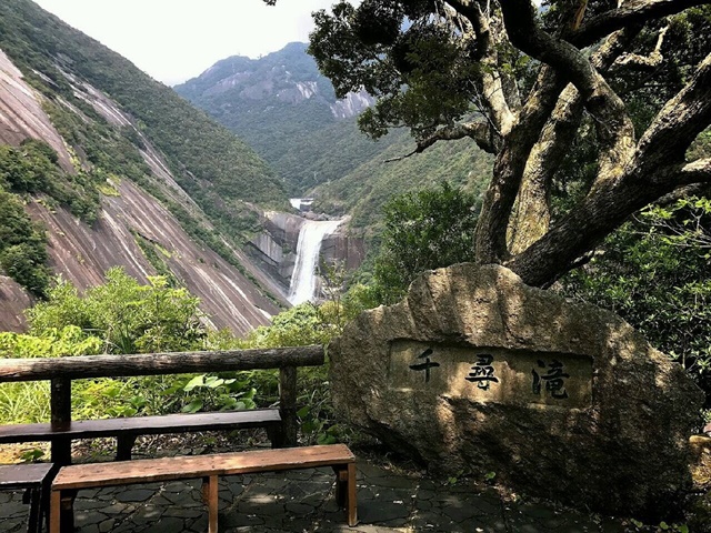 屋久島千尋の滝の行き方と駐車場は？バスでのアクセス、周辺観光は？