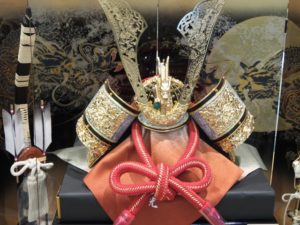 五月人形の収納場所やしまうタイミング。保管方法と防虫剤や乾燥剤の注意点！