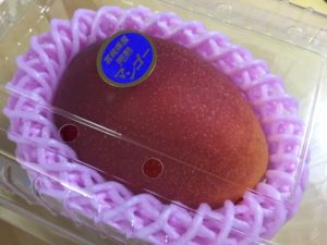 マンゴーの食べ方で無駄のない切り方はコレ。花咲カットと比べてみた!