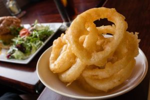 オニオンリングをホットケーキミックスで簡単サクサクに作ってみた!