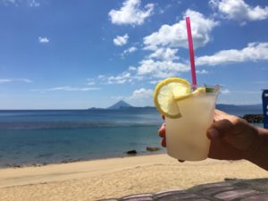 大隅半島の海水浴場はゴールドビーチ大浜に決まり!さまぁ~リゾート風にレポートするよぉ